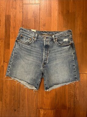 Levi’s 501 Classic High-Rise Denim Cutoff Shorts Distressed NWT 34